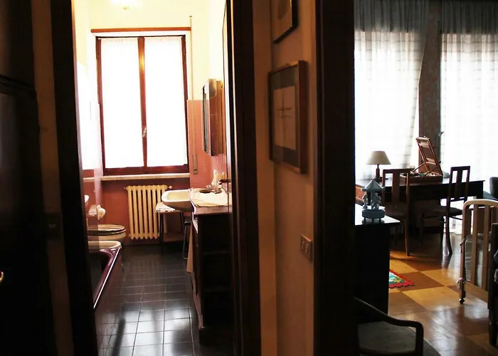 Big Room In Milano Center